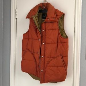 Vintage orange puffer vest zipper and snaps